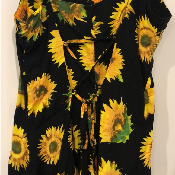 Sunflower strapless romper playsuit with shorts. - Picture 3 of 5